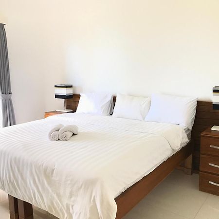 Villa Putih لوفينا المظهر الخارجي الصورة