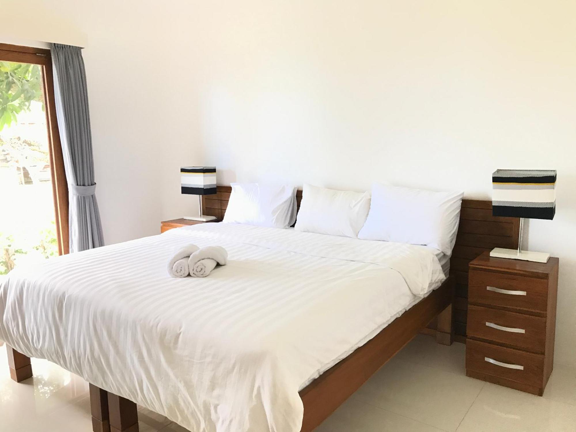 Villa Putih لوفينا المظهر الخارجي الصورة
