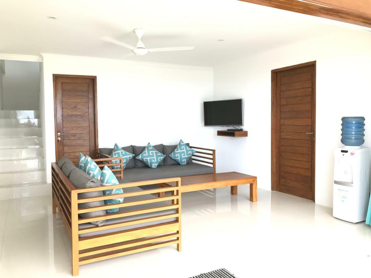 Villa Putih لوفينا المظهر الخارجي الصورة